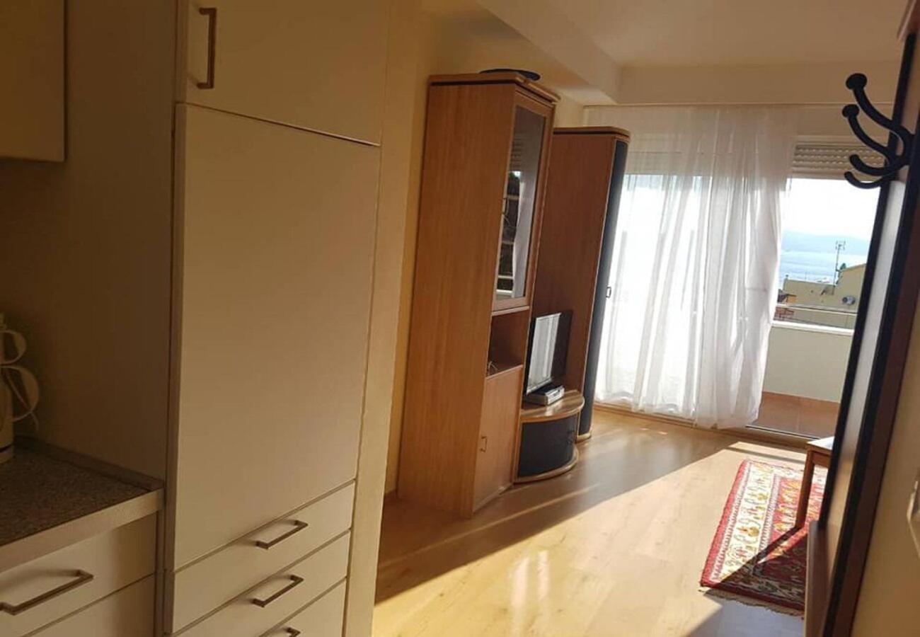 Apartments Javi - Free Private Parking โตรกีร์ ภายนอก รูปภาพ