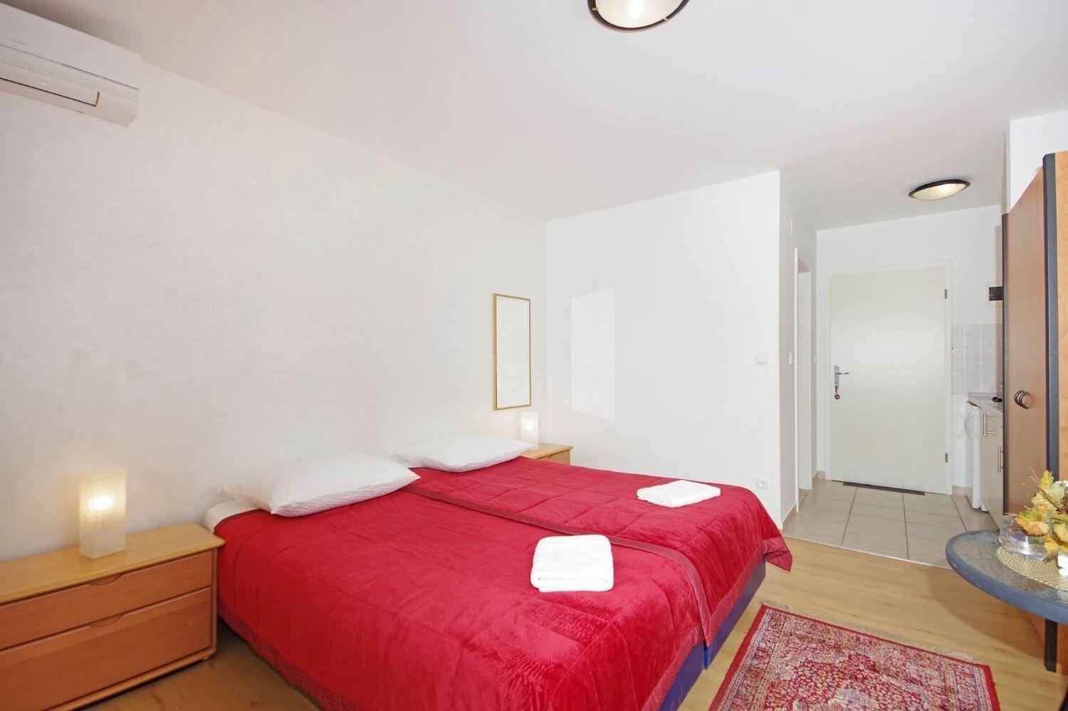 Apartments Javi - Free Private Parking โตรกีร์ ภายนอก รูปภาพ