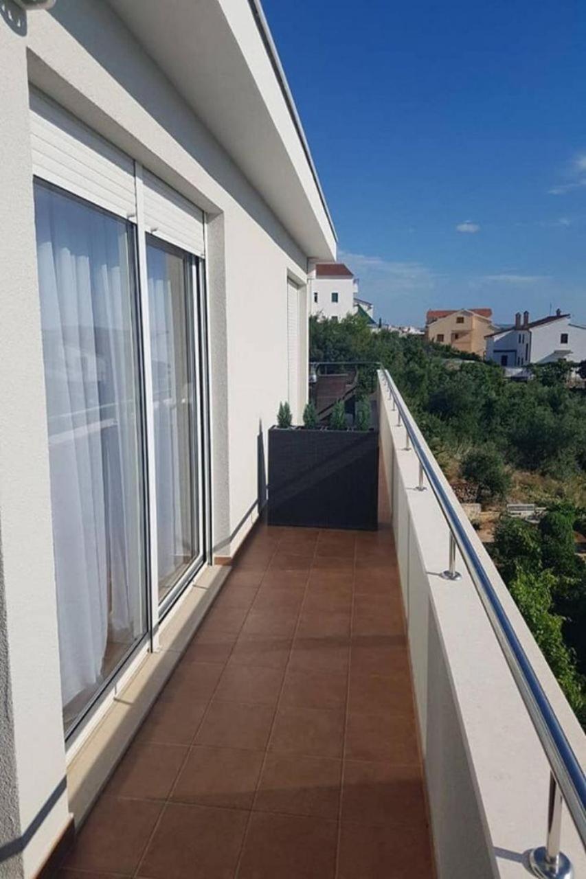 Apartments Javi - Free Private Parking โตรกีร์ ภายนอก รูปภาพ