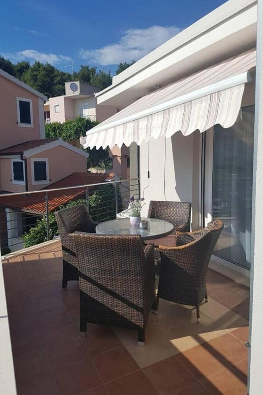Apartments Javi - Free Private Parking โตรกีร์ ภายนอก รูปภาพ