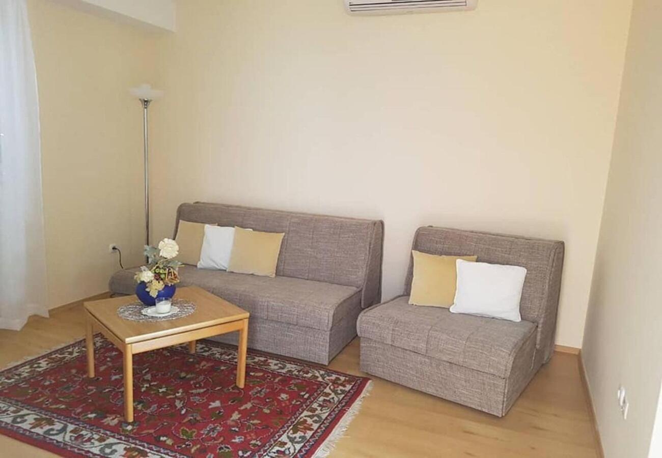 Apartments Javi - Free Private Parking โตรกีร์ ภายนอก รูปภาพ
