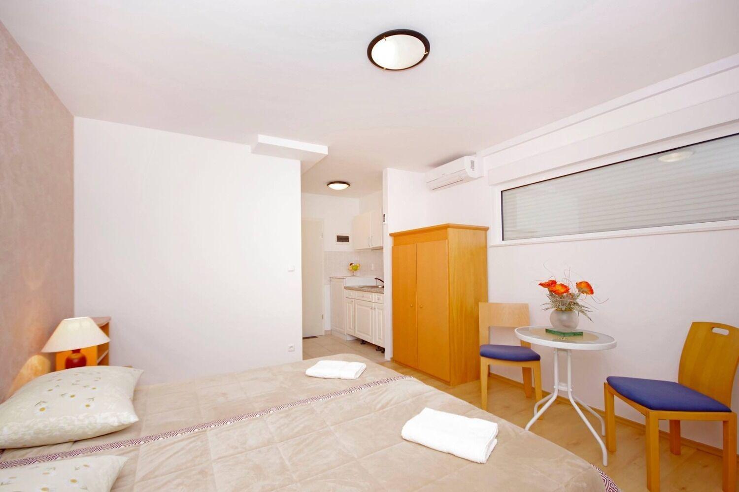 Apartments Javi - Free Private Parking โตรกีร์ ภายนอก รูปภาพ